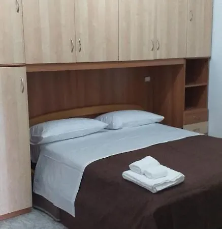 Frühstückspension Rosy House 3*