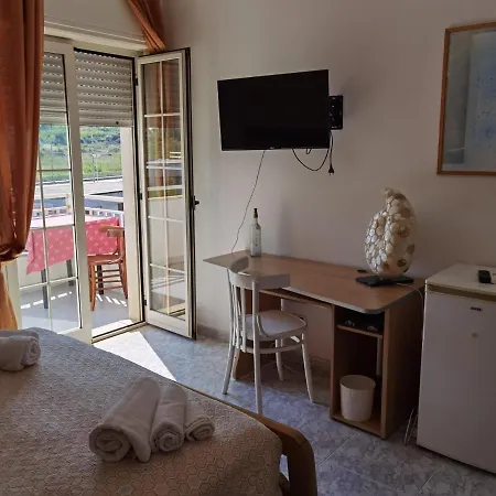 Rosy House