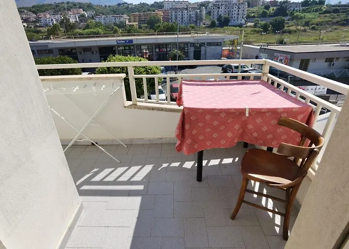 Rosy House Panzió Scalea